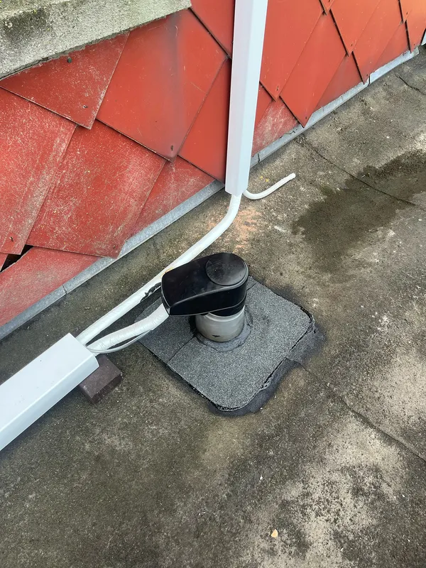 Verdichten van dakdoorvoer